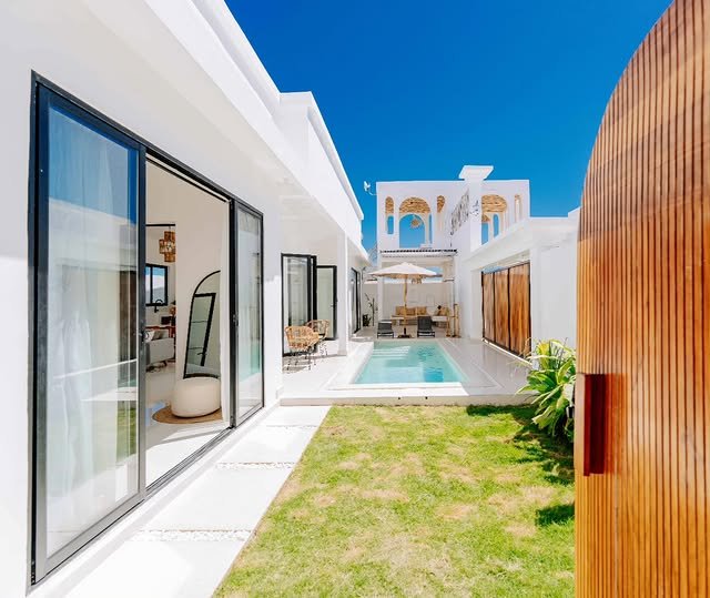 The two connected villas, forming a four-bedroom retreat